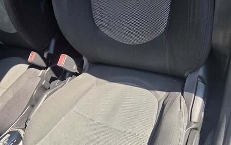 Hyundai Solaris II рестайлинг, 2011 год, 560 000 рублей, 13 фотография