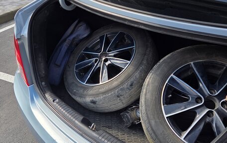 Hyundai Solaris II рестайлинг, 2011 год, 560 000 рублей, 18 фотография