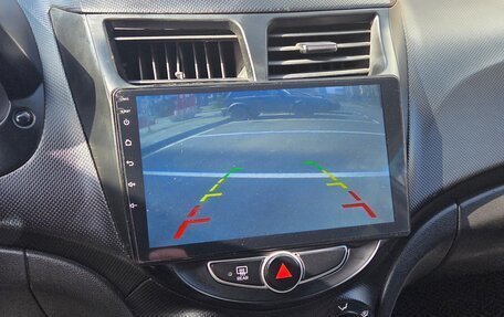 Hyundai Solaris II рестайлинг, 2011 год, 560 000 рублей, 15 фотография