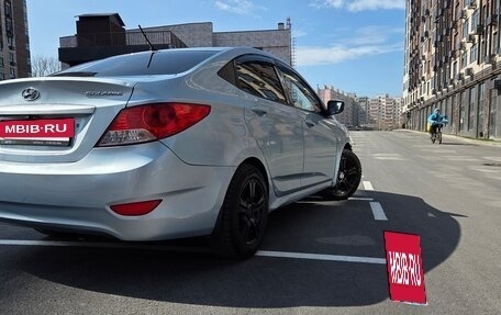 Hyundai Solaris II рестайлинг, 2011 год, 560 000 рублей, 8 фотография