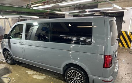 Volkswagen Caravelle T6 рестайлинг, 2020 год, 4 850 000 рублей, 3 фотография