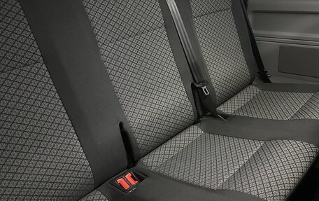 Volkswagen Caravelle T6 рестайлинг, 2020 год, 4 850 000 рублей, 9 фотография