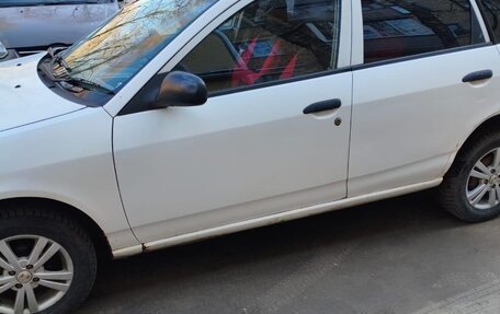 Nissan AD II, 2002 год, 300 000 рублей, 12 фотография