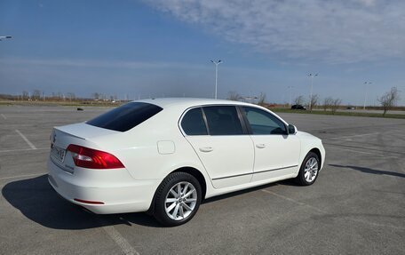 Skoda Superb III рестайлинг, 2013 год, 1 250 000 рублей, 2 фотография