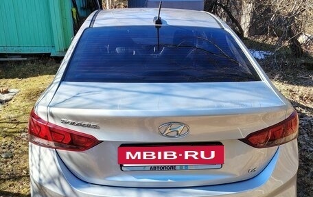 Hyundai Solaris II рестайлинг, 2018 год, 1 180 000 рублей, 3 фотография