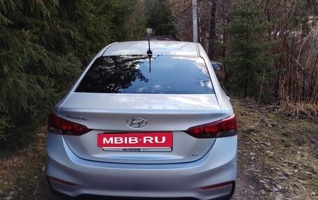 Hyundai Solaris II рестайлинг, 2018 год, 1 180 000 рублей, 11 фотография