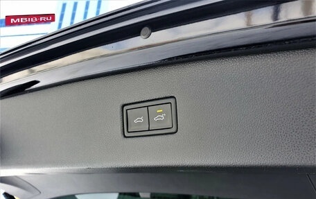 Volkswagen Tiguan II, 2018 год, 2 500 000 рублей, 10 фотография