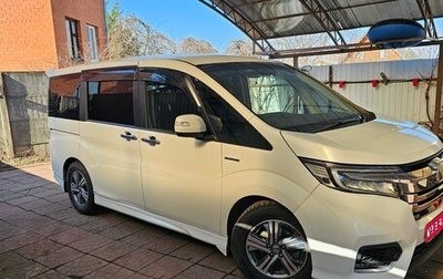 Honda Stepwgn IV, 2017 год, 2 450 000 рублей, 1 фотография