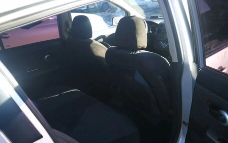 Nissan Tiida, 2011 год, 780 000 рублей, 9 фотография