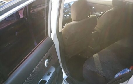 Nissan Tiida, 2011 год, 780 000 рублей, 6 фотография