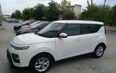 KIA Soul III, 2020 год, 1 900 000 рублей, 2 фотография