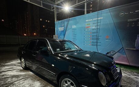 Mercedes-Benz E-Класс, 1999 год, 190 000 рублей, 2 фотография