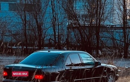 Mercedes-Benz E-Класс, 1999 год, 190 000 рублей, 24 фотография