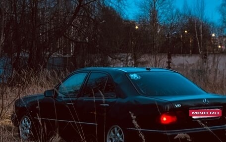 Mercedes-Benz E-Класс, 1999 год, 190 000 рублей, 25 фотография