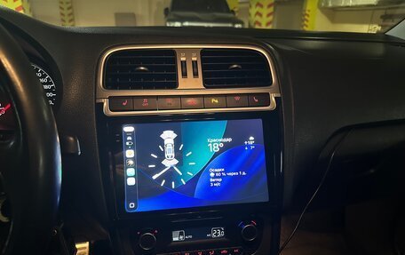 Volkswagen Polo VI (EU Market), 2015 год, 1 050 000 рублей, 14 фотография