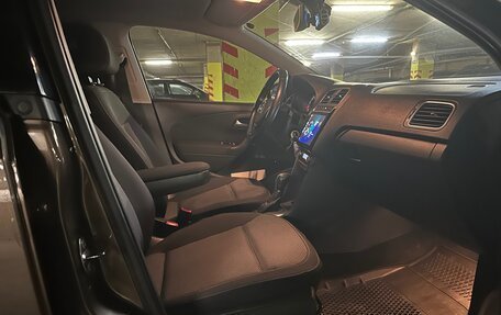 Volkswagen Polo VI (EU Market), 2015 год, 1 050 000 рублей, 21 фотография