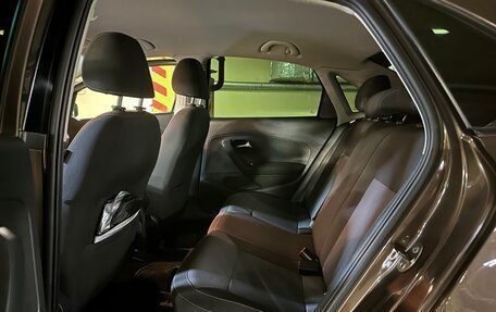 Volkswagen Polo VI (EU Market), 2015 год, 1 050 000 рублей, 18 фотография