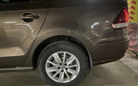 Volkswagen Polo VI (EU Market), 2015 год, 1 050 000 рублей, 25 фотография