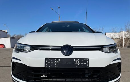 Volkswagen Golf VIII, 2022 год, 3 150 000 рублей, 2 фотография