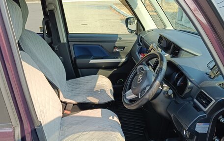 Toyota Roomy I, 2018 год, 900 000 рублей, 21 фотография