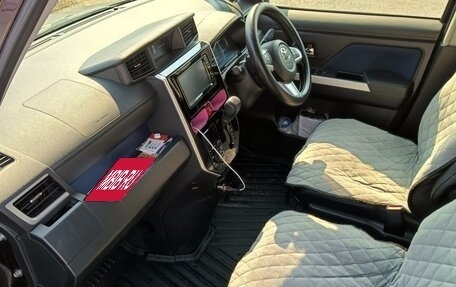 Toyota Roomy I, 2018 год, 900 000 рублей, 22 фотография