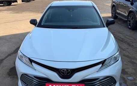 Toyota Camry, 2021 год, 2 850 000 рублей, 3 фотография