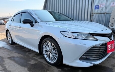 Toyota Camry, 2021 год, 2 850 000 рублей, 2 фотография