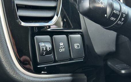 Mitsubishi Outlander III рестайлинг 3, 2019 год, 1 939 000 рублей, 14 фотография