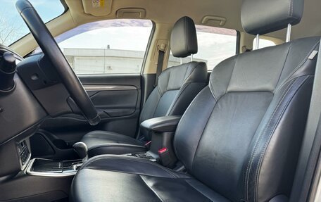 Mitsubishi Outlander III рестайлинг 3, 2019 год, 1 939 000 рублей, 8 фотография