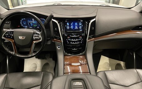 Cadillac Escalade IV, 2020 год, 6 000 000 рублей, 13 фотография