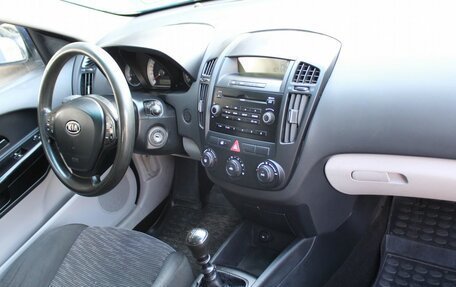 KIA cee'd I рестайлинг, 2007 год, 419 000 рублей, 11 фотография