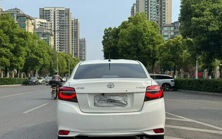 Toyota Vios III, 2022 год, 999 040 рублей, 3 фотография