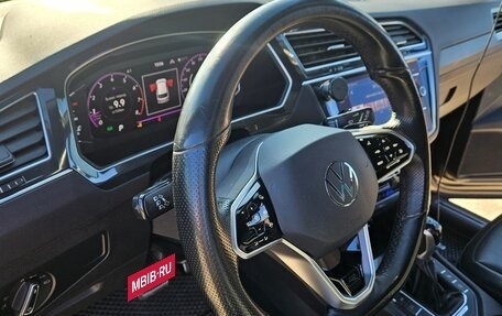 Volkswagen Tiguan II, 2021 год, 3 850 000 рублей, 3 фотография