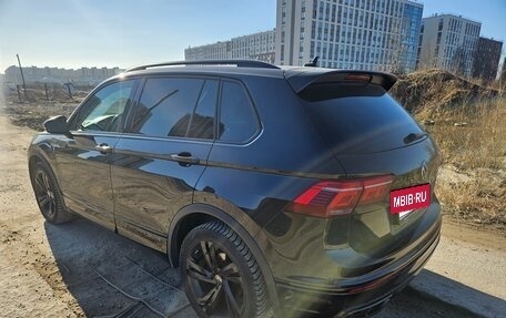 Volkswagen Tiguan II, 2021 год, 3 850 000 рублей, 4 фотография