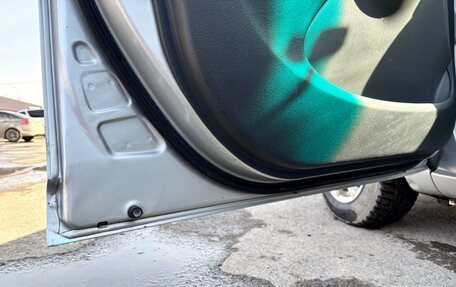 Toyota Vitz, 2001 год, 330 000 рублей, 17 фотография