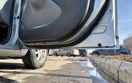 Toyota Vitz, 2001 год, 330 000 рублей, 20 фотография