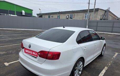 Volkswagen Jetta VI, 2014 год, 1 050 000 рублей, 3 фотография
