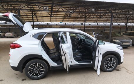 Hyundai Tucson III, 2019 год, 2 260 000 рублей, 3 фотография