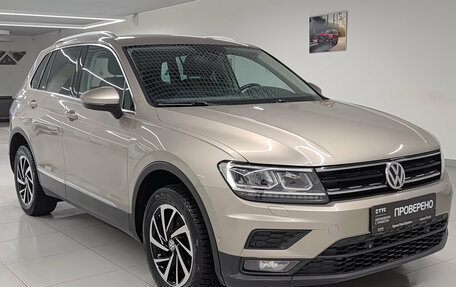 Volkswagen Tiguan II, 2018 год, 2 201 000 рублей, 7 фотография