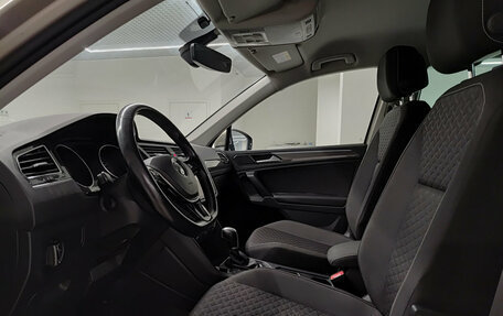 Volkswagen Tiguan II, 2018 год, 2 201 000 рублей, 20 фотография