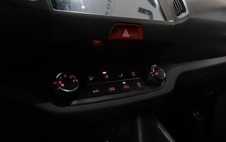 KIA Sportage III, 2010 год, 980 000 рублей, 11 фотография