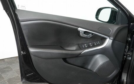 Volvo V40 Cross Country I, 2019 год, 1 990 000 рублей, 5 фотография