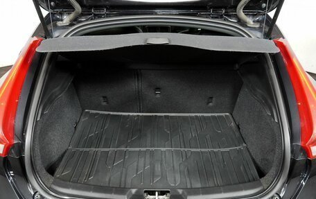 Volvo V40 Cross Country I, 2019 год, 1 990 000 рублей, 23 фотография