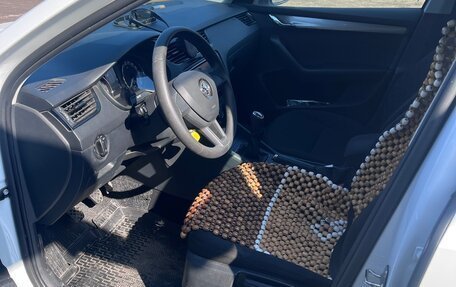 Skoda Octavia, 2019 год, 2 000 000 рублей, 11 фотография