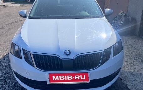 Skoda Octavia, 2019 год, 2 000 000 рублей, 3 фотография