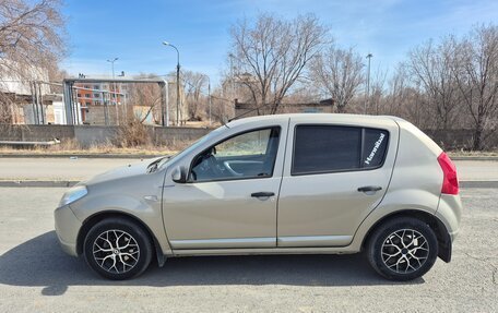 Renault Sandero I, 2010 год, 590 000 рублей, 3 фотография