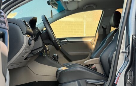 Volkswagen Golf VI, 2011 год, 890 000 рублей, 11 фотография