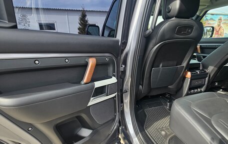 Land Rover Defender II, 2021 год, 6 800 000 рублей, 24 фотография