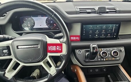 Land Rover Defender II, 2021 год, 6 800 000 рублей, 17 фотография