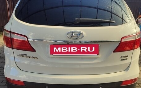 Hyundai Santa Fe III рестайлинг, 2015 год, 1 950 000 рублей, 2 фотография